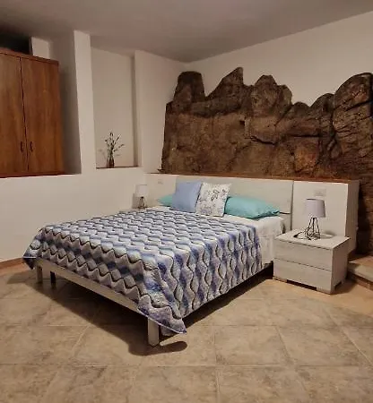 Su Terrabinu Bed & Breakfast *